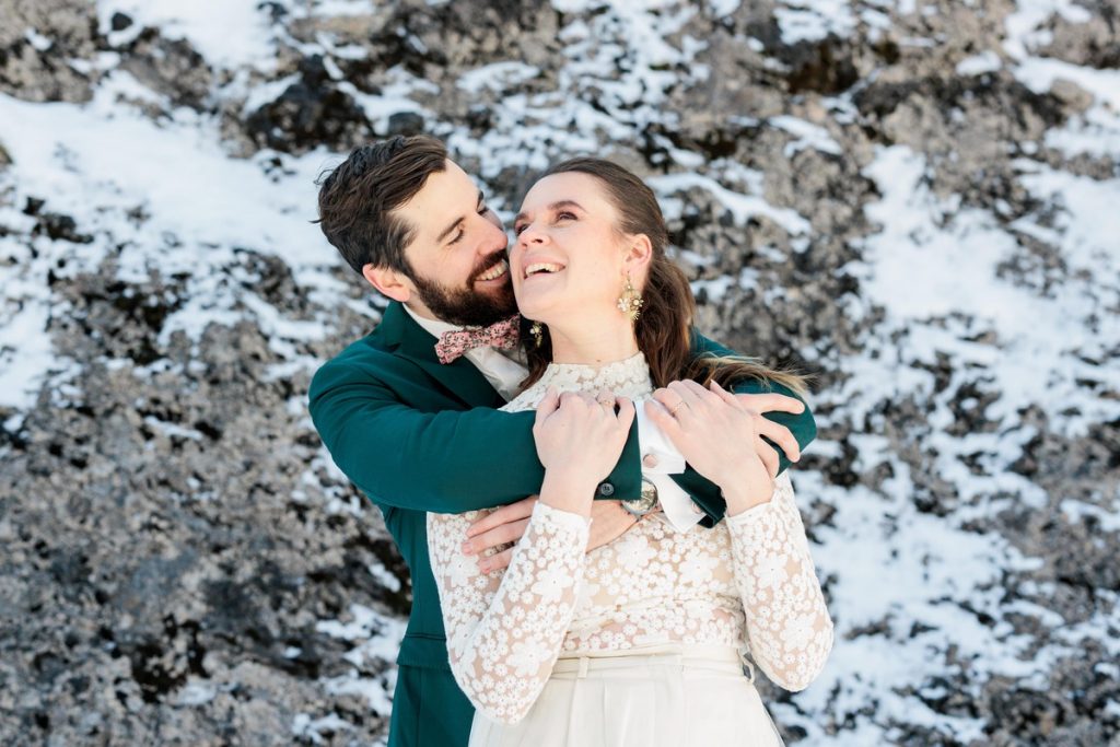 Elopement dans les Alpes portrait du couple